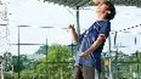 港畔心声寄奥斯卡，共渡难关显担当，荣誉队长情谊长，携手未来赢辉煌！