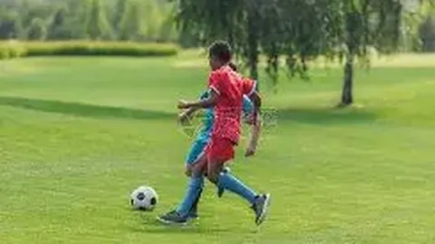 张安达以6-4击败布雷切尔，英锦赛挺进八强